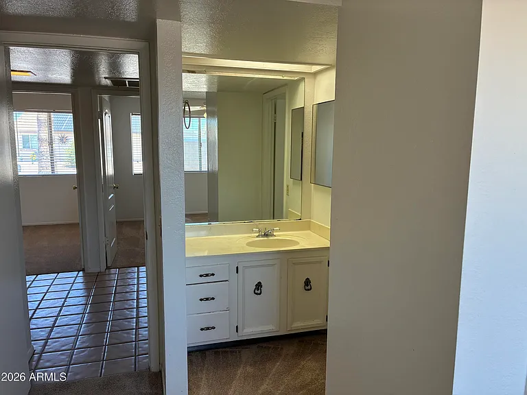 5915 W Tierra Buena Ln — Photo 17