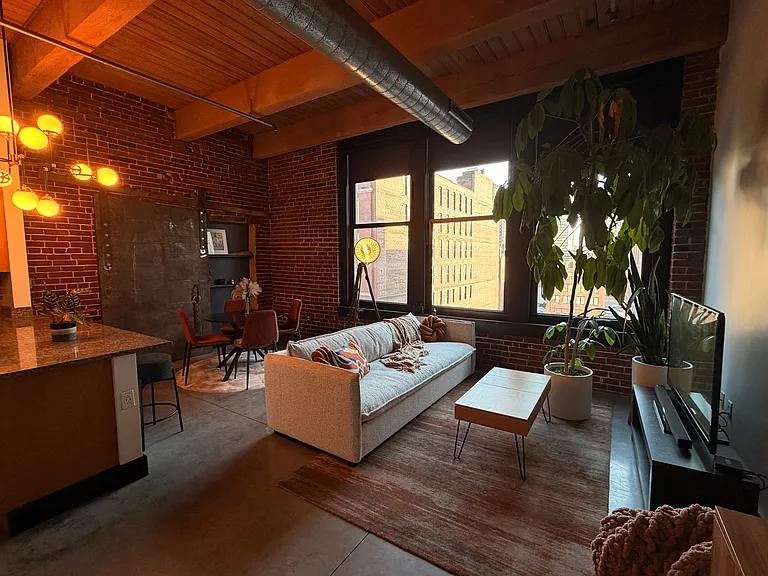1114 Lucas Ave #508 — Photo 1