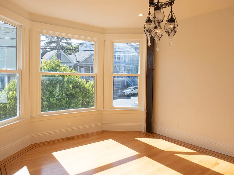 1045 Sanchez St — Photo 6
