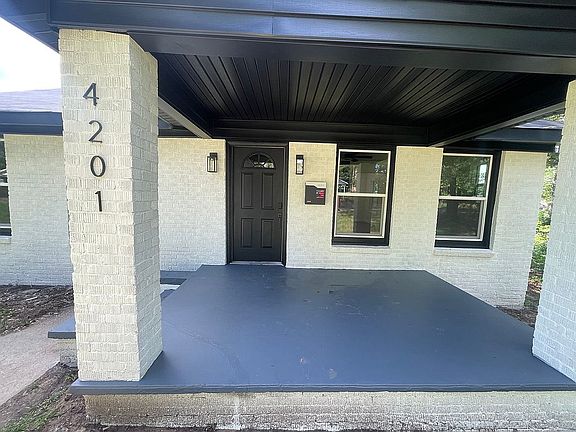 2nd image of 4201 Pine St
