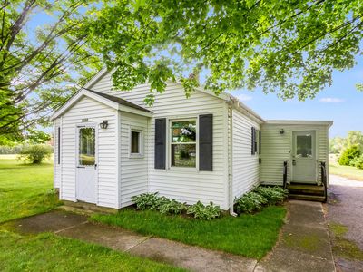 1380 NW Sixteen Mile Rd, Kent City, MI, 49330
