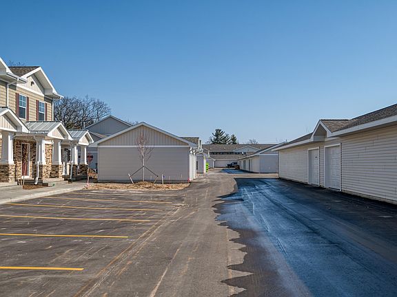 2nd image of 1554 Simsbury St #3