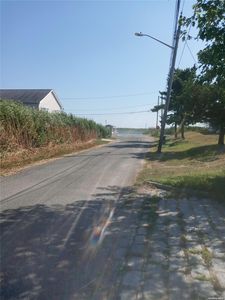  Blue Point Road, Mastic beach, NY, 11951