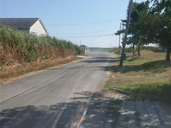 Blue Point Road, Mastic Beach, NY 11951