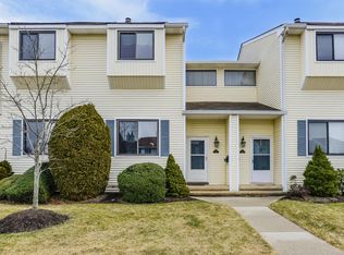315 Middlewood Rd, Middletown, NJ 07748