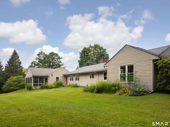 32 Red Bird Lane, Salisbury, CT 06039