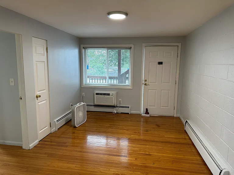 243 Lake St — Photo 1