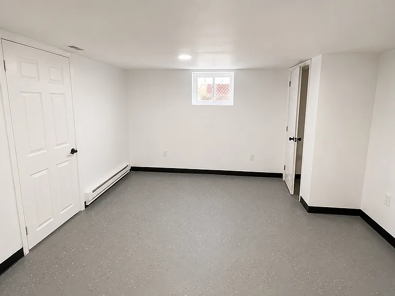 259-261 Seymour Ave #BASEMENT — Photo 5