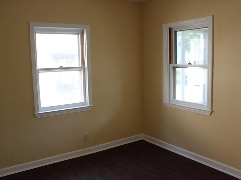 45 Lester St #SINGLE HOUSE — Photo 9