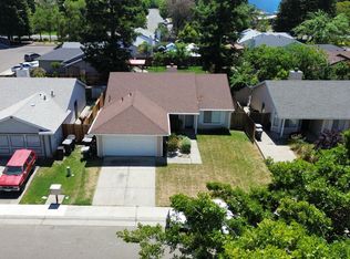 8222 Visalia Way, Sacramento, CA 95828