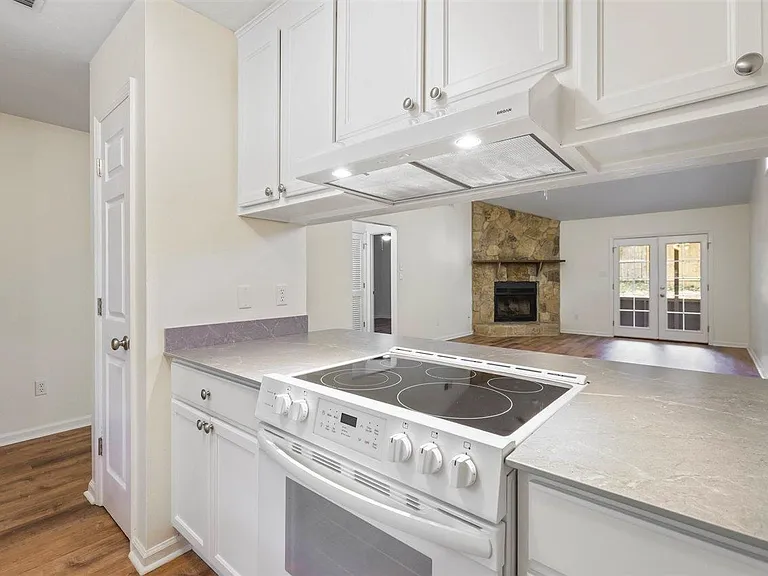 2556 Panther Creek Rd #B — Photo 13