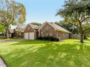 1202 Wildewood Ct, Sugar Land, TX 77479