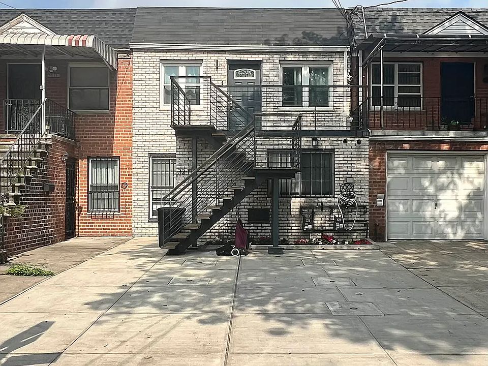 1st image of 3217 72nd St