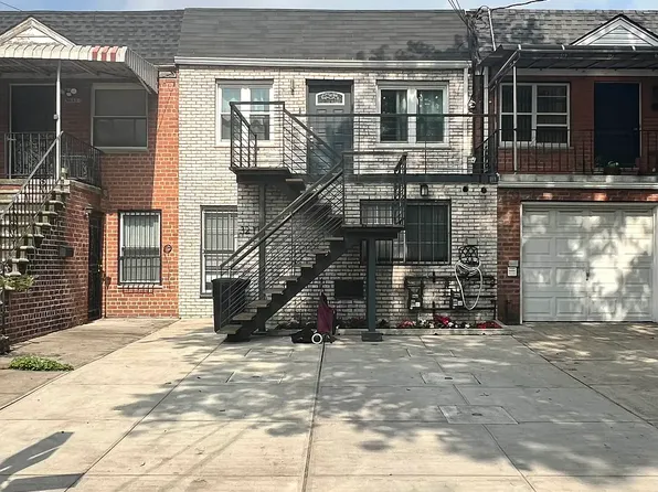 3217 72nd St, East Elmhurst, NY 11370