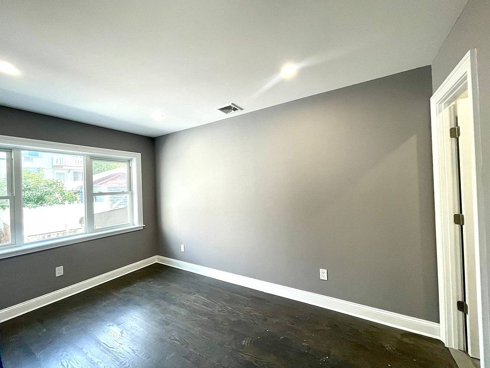 1st image of 68-02 Jay Ave #2