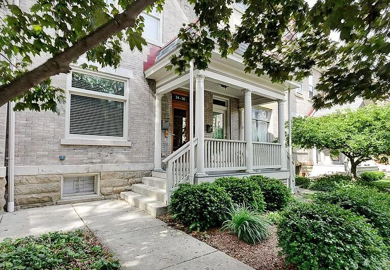 34 Buttles Ave — Photo 1