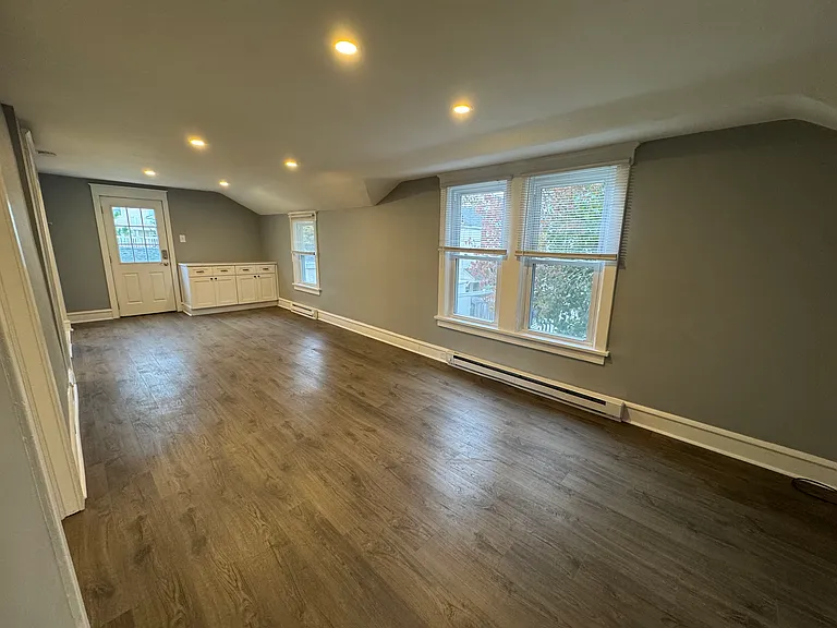 321 Wesley Ave #3 — Photo 6