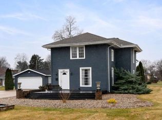 821 N Ironwood Dr, South Bend, IN 46615