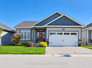 34 Sunrise Ln, Lambton Shores, ON N0M 1T0