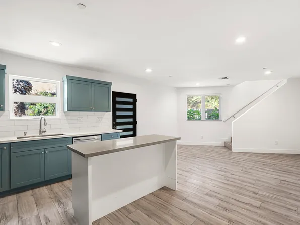 2416.5 S West View St, Los Angeles, CA 90016