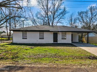 416 N Hill Dr NE, Magee, MS 39111