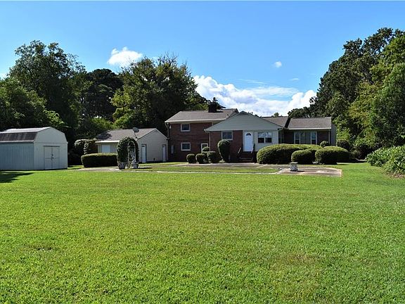 4th image of 4034 Heutte Dr