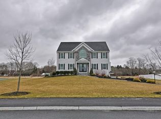 156 Blue Grass Cir, Taunton, MA 02780