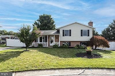1st image of 55 Bonfire Ct