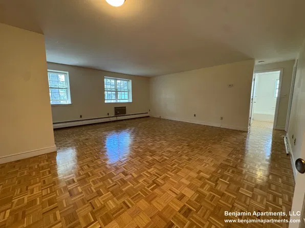 34 Worthen Rd, Lexington, MA