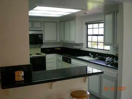 Kitchen granite counters