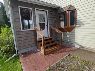 2055 Kimi St, North Pole, AK 99705