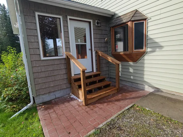 2055 Kimi St, North Pole, AK 99705