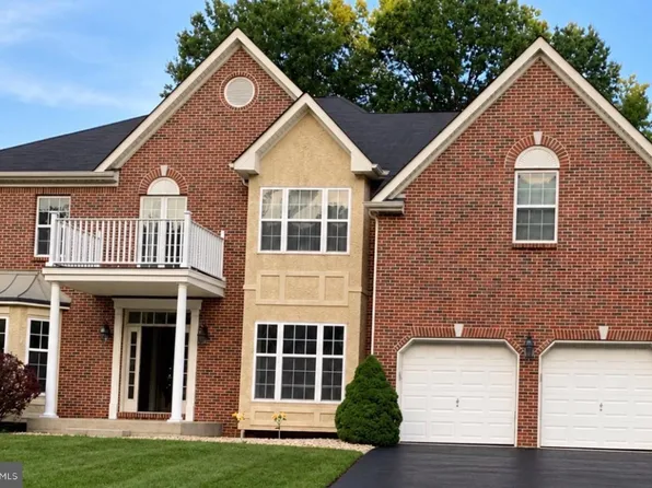 17 Blackbird Ct, Newark, DE 19702
