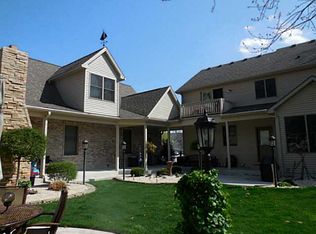 8854 Walnut Trl, Sylvania, OH 43560