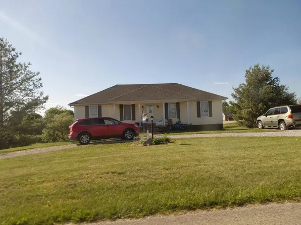 135 Travis Trl, Lebanon, KY 40033