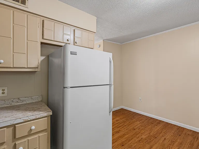 411 C St #3 — Photo 5