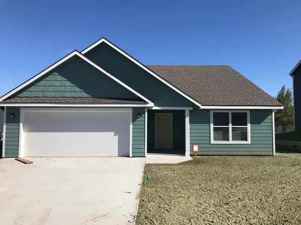 1606 Acorn Ln, Eudora, KS 66025