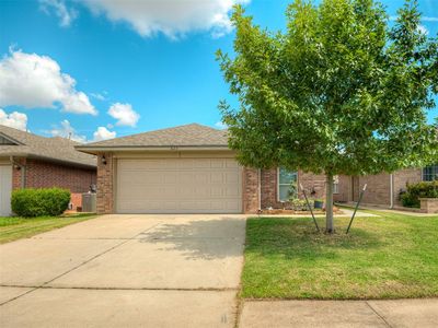 623 SW 37th St, Moore, OK, 73160