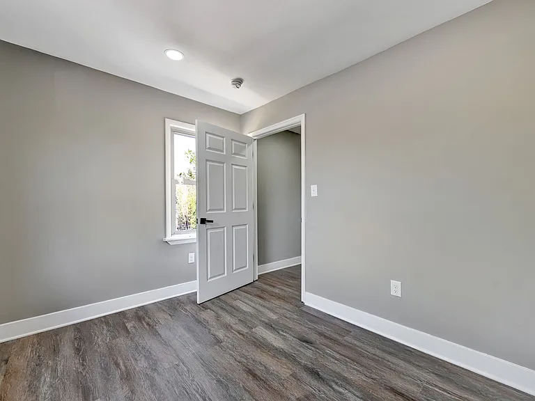 5008 Tuckerman St — Photo 48
