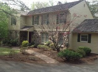 5359 Doe Run Rd, Roanoke, VA 24018