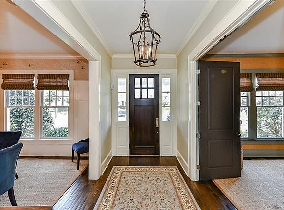 2nd image of 2312 Greenway Ave