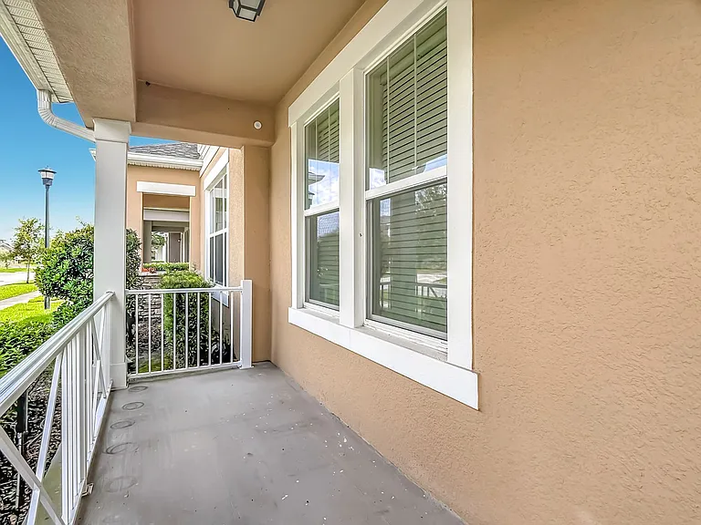 2437 Varenna Loop — Photo 3