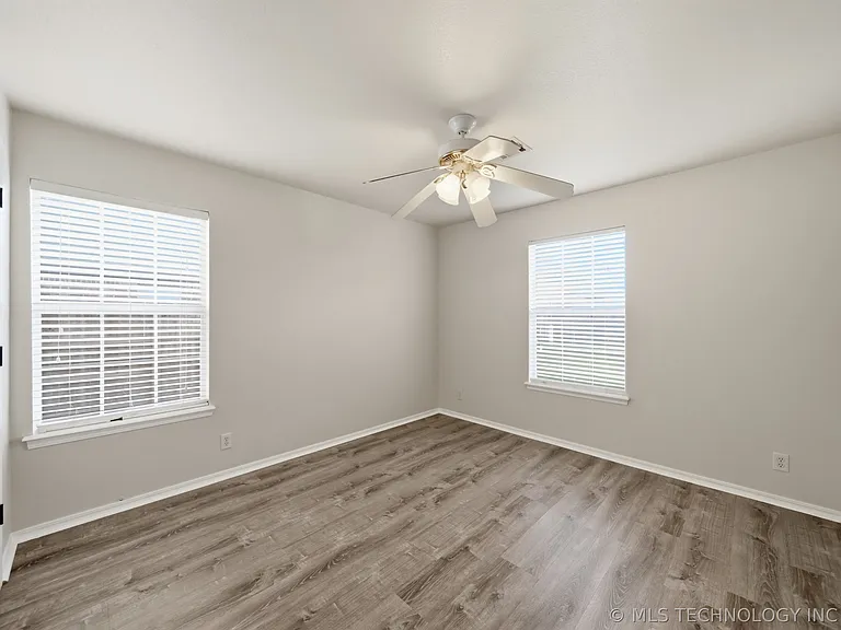 1217 W 117th Ct S — Photo 19