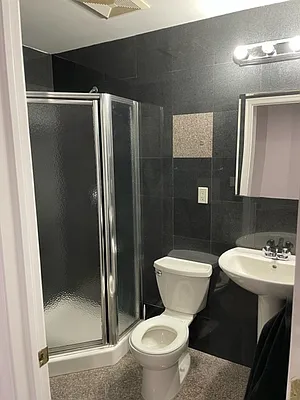 Rented by Oxford Property Group | media 25