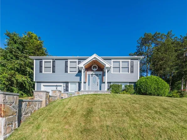 4 Stone Pine Lane, Wingdale, NY 12594