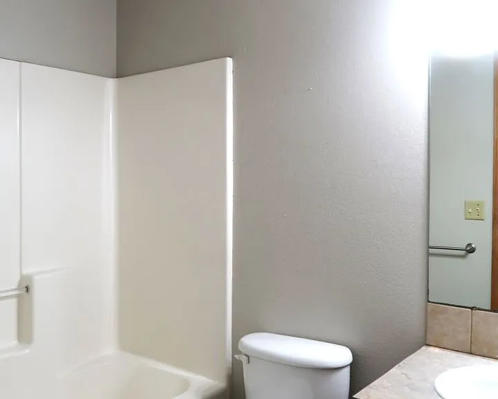 123 N Florence St — Photo 10
