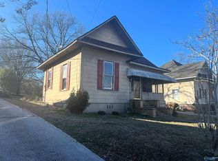 915 S 6th St, Gadsden, AL 35901