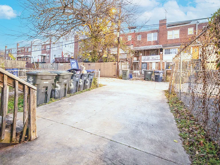 1615 R St SE #BASEMENT — Photo 9