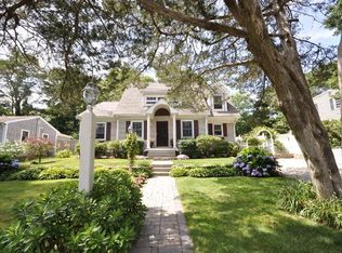 195 Standish Rd, Sagamore Beach, MA 02562