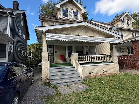 2nd image of 1330 Elwood Rd